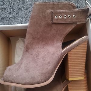 Booties brown heels
